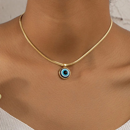 Necklace with evil eye and Turkish eye detail