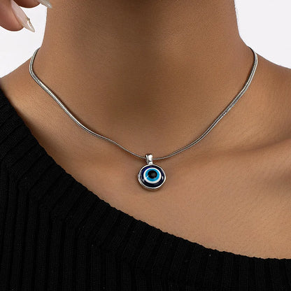 Necklace with evil eye and Turkish eye detail